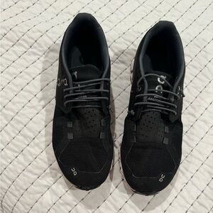 Women’s On Cloud Tennis shoes